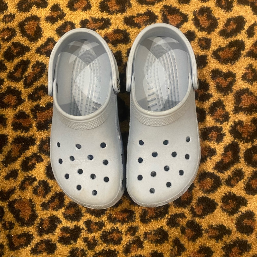 Women’s Blue Classic Clogs-Size 8